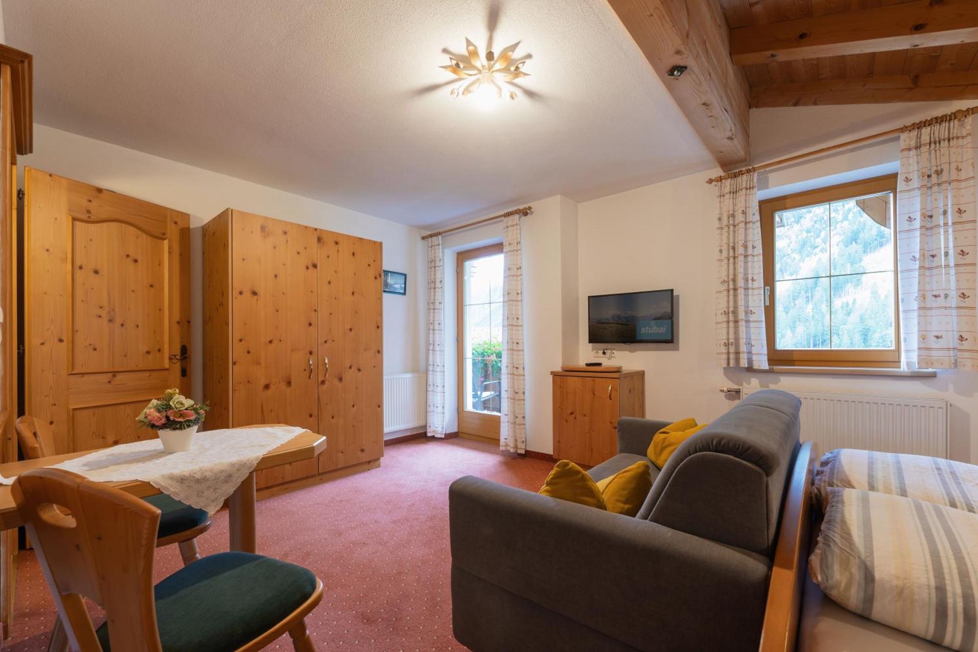 Апартаменты Haus Bergzauber Нойштифт-им-Штубайталь Экстерьер фото